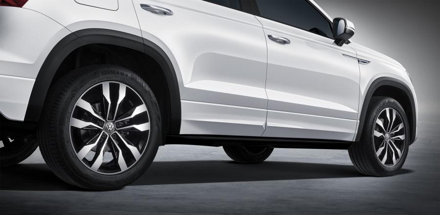 Детали экстерьера Volkswagen Tharu R-Line 2018 года  (фото 7 из 7)